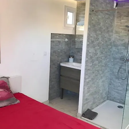 Naturiste Cap D'agde Natura 111 *